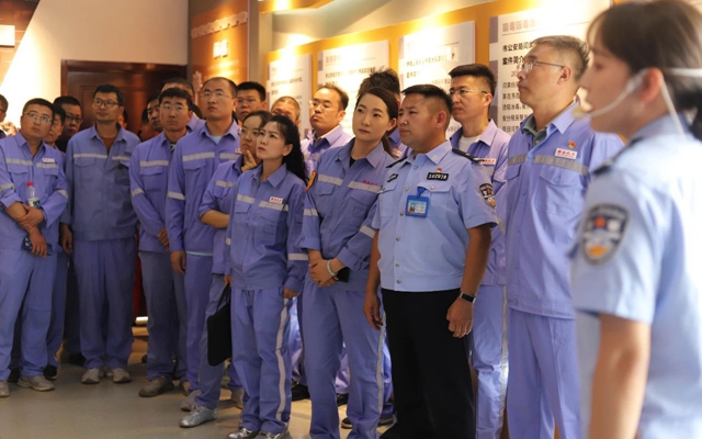 聯(lián)化公司開展警示教育筑牢廉潔防線(圖1) 聯(lián)化公司開展警示教育筑牢廉潔防線(圖1)